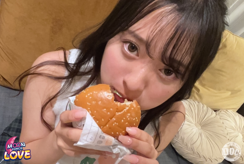 MFCL-024 【零距离情侣】和爱亲吻的女友 Kaho