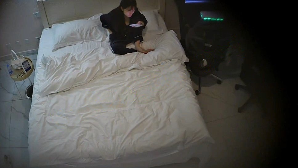 ⏪酒店偷拍⏩屌丝男躺床上享受模特身材女友口交服务