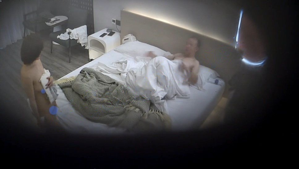 ⏪酒店偷拍⏩短发小少妇和男人洗完澡做爱